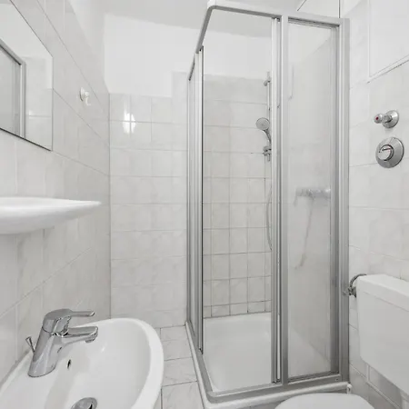 1 Bedroom Gorgeous In Апартаменты *