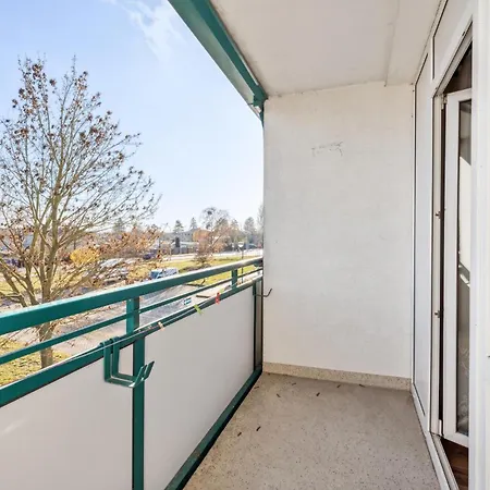 1 Bedroom Gorgeous In Апартаменты *